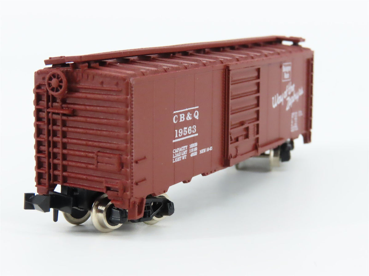 N Scale Atlas 3434 CBQ Burlington Route 40&#39; Standard Boxcar #19563