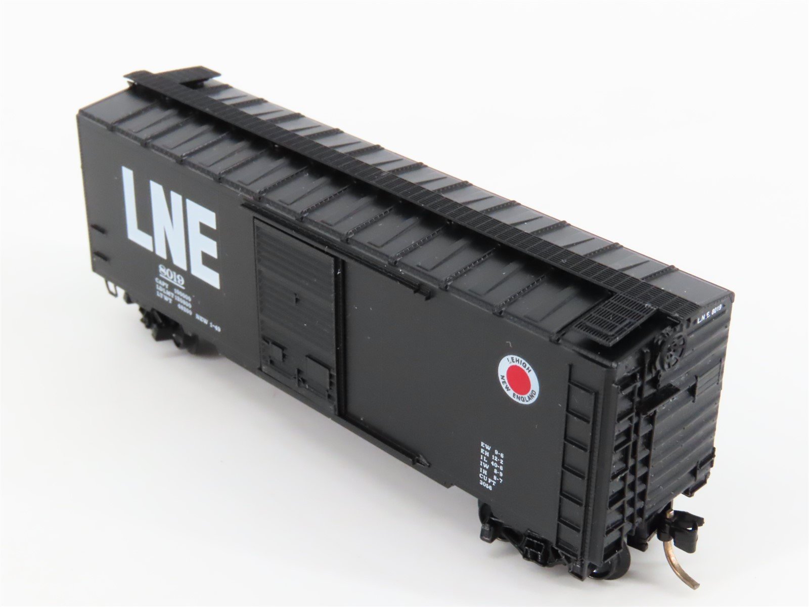 N Scale Kadee Micro-Trains MTL LNE Lehigh & New England 40' Box Car #8019