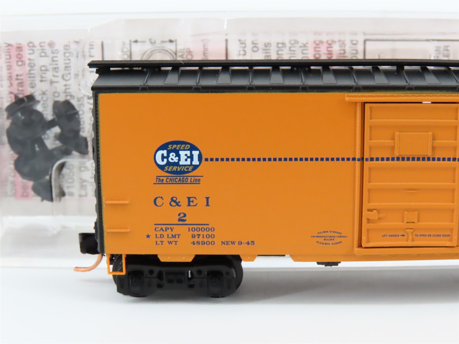 N Scale Micro-Trains MTL 02000702 CEI Railway 40' Standard Boxcar #2