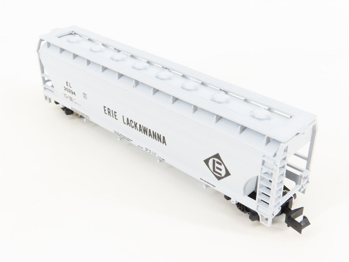 N Scale Atlas 3706 EL Erie Lackawanna 4-Bay Centerflow Covered Hopper #20294