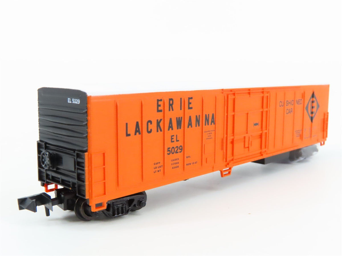 N Scale Roundhouse 84214 EL Erie Lackawanna 57&#39; Mech Reefer #5029