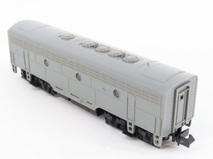 N Scale KATO 176-100 Undecorated F7B Diesel Locomotive No#