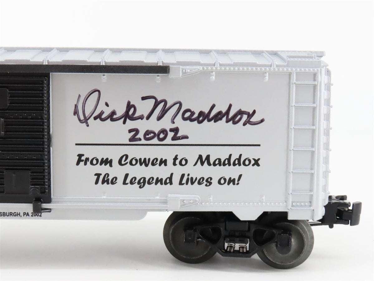 O Gauge 3-Rail Lionel Weaver Richard N Maddox Box Car #6464-2002 - Autographed