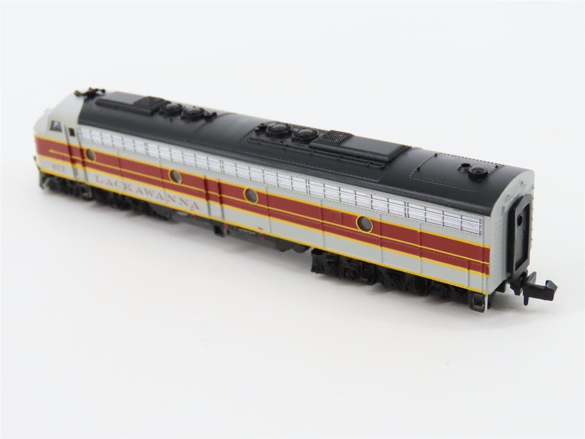 N Scale Life-Like 7185 DLW Delaware Lackawanna Western E8A Diesel Loco #817