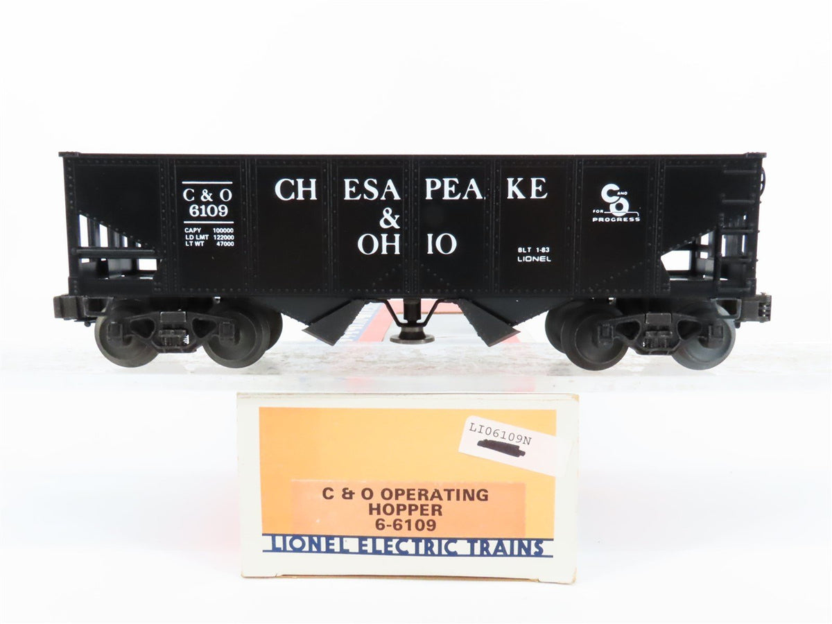 O Gauge 3-Rail Lionel #6-6109 C&amp;O &quot;For Progress&quot; Operating 2-Bay Open Hopper