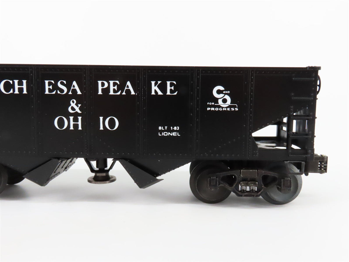 O Gauge 3-Rail Lionel #6-6109 C&amp;O &quot;For Progress&quot; Operating 2-Bay Open Hopper