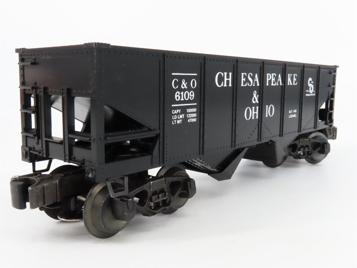 O Gauge 3-Rail Lionel #6-6109 C&amp;O &quot;For Progress&quot; Operating 2-Bay Open Hopper