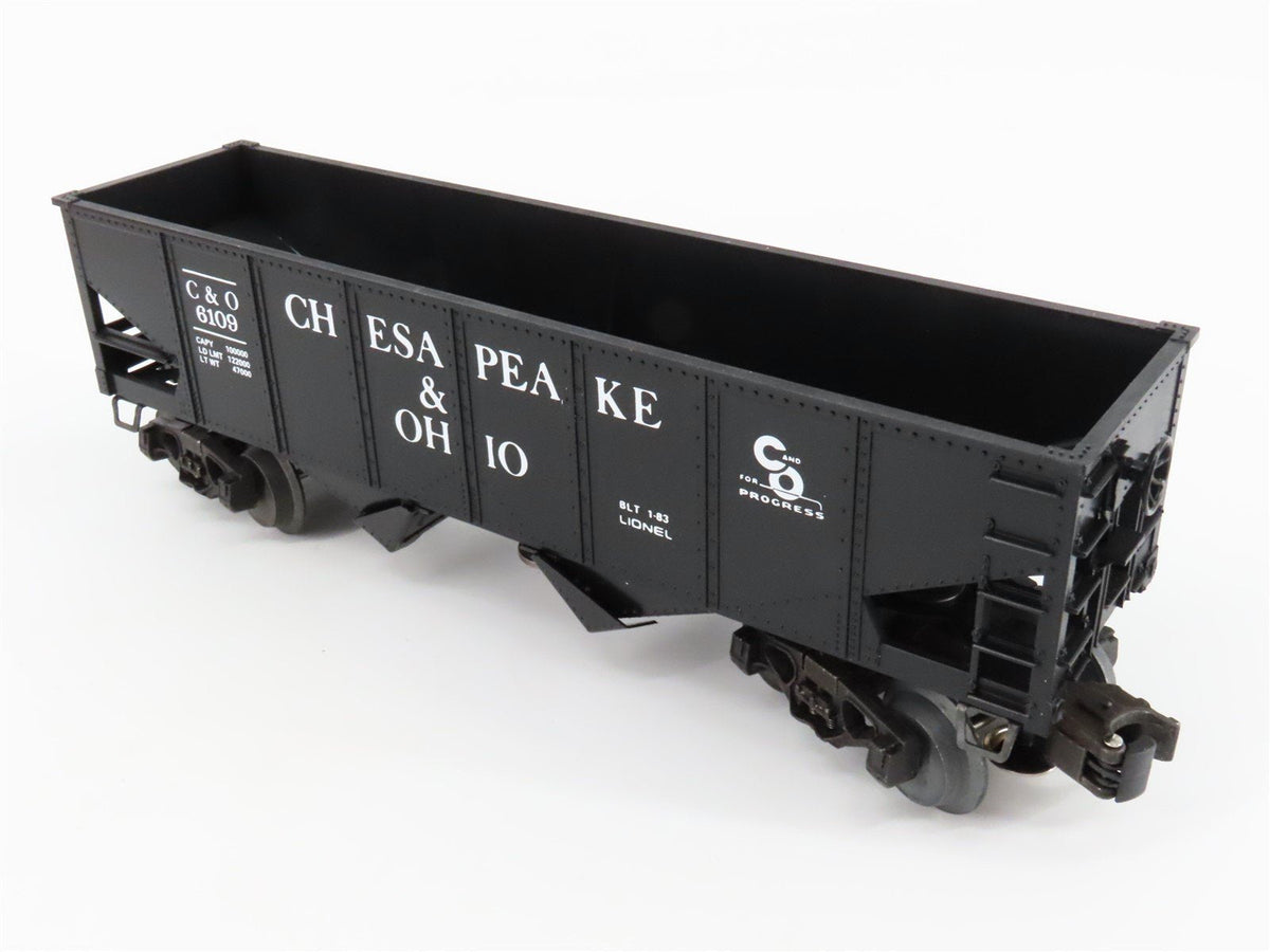 O Gauge 3-Rail Lionel #6-6109 C&amp;O &quot;For Progress&quot; Operating 2-Bay Open Hopper