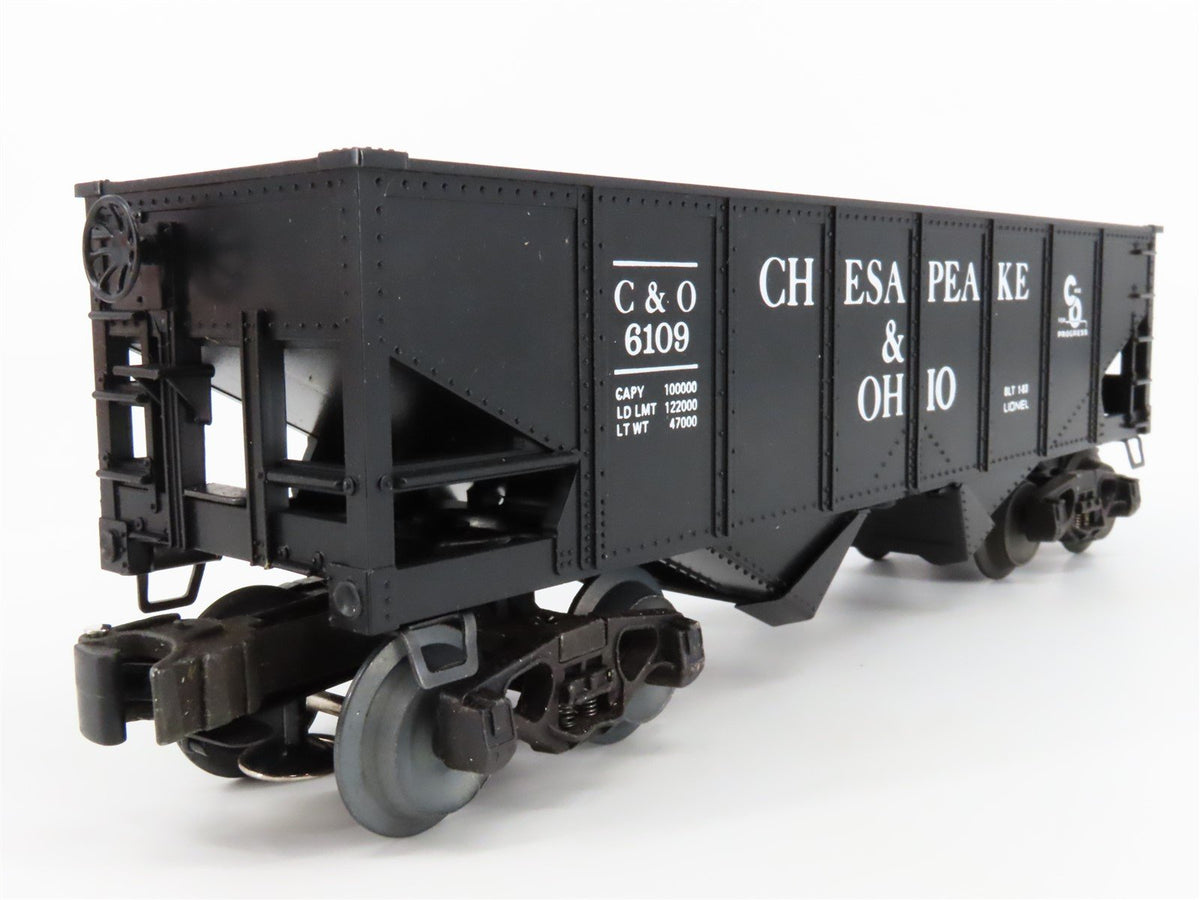 O Gauge 3-Rail Lionel #6-6109 C&amp;O &quot;For Progress&quot; Operating 2-Bay Open Hopper