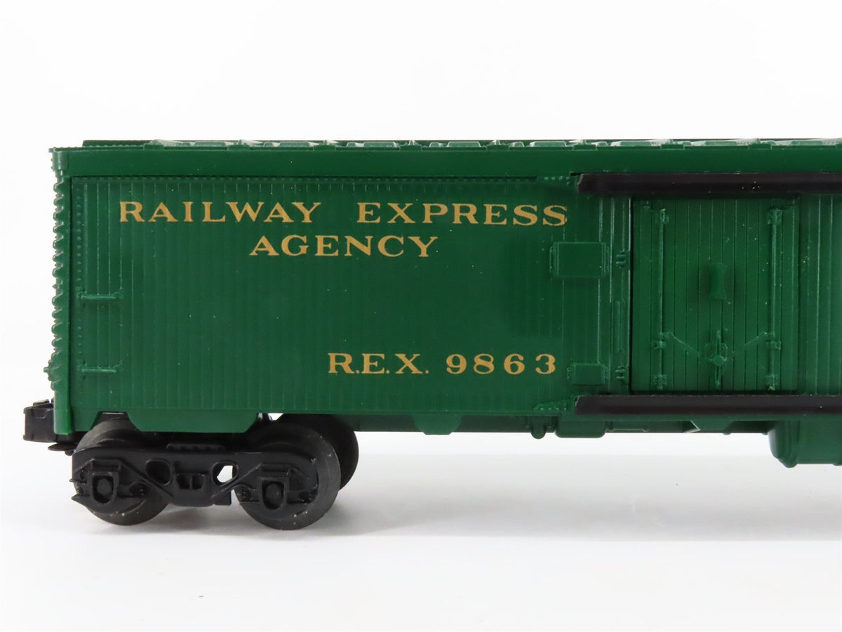 O Gauge 3-Rail Lionel #6-9863 REX REA Railway Express Agency Reefer #9863