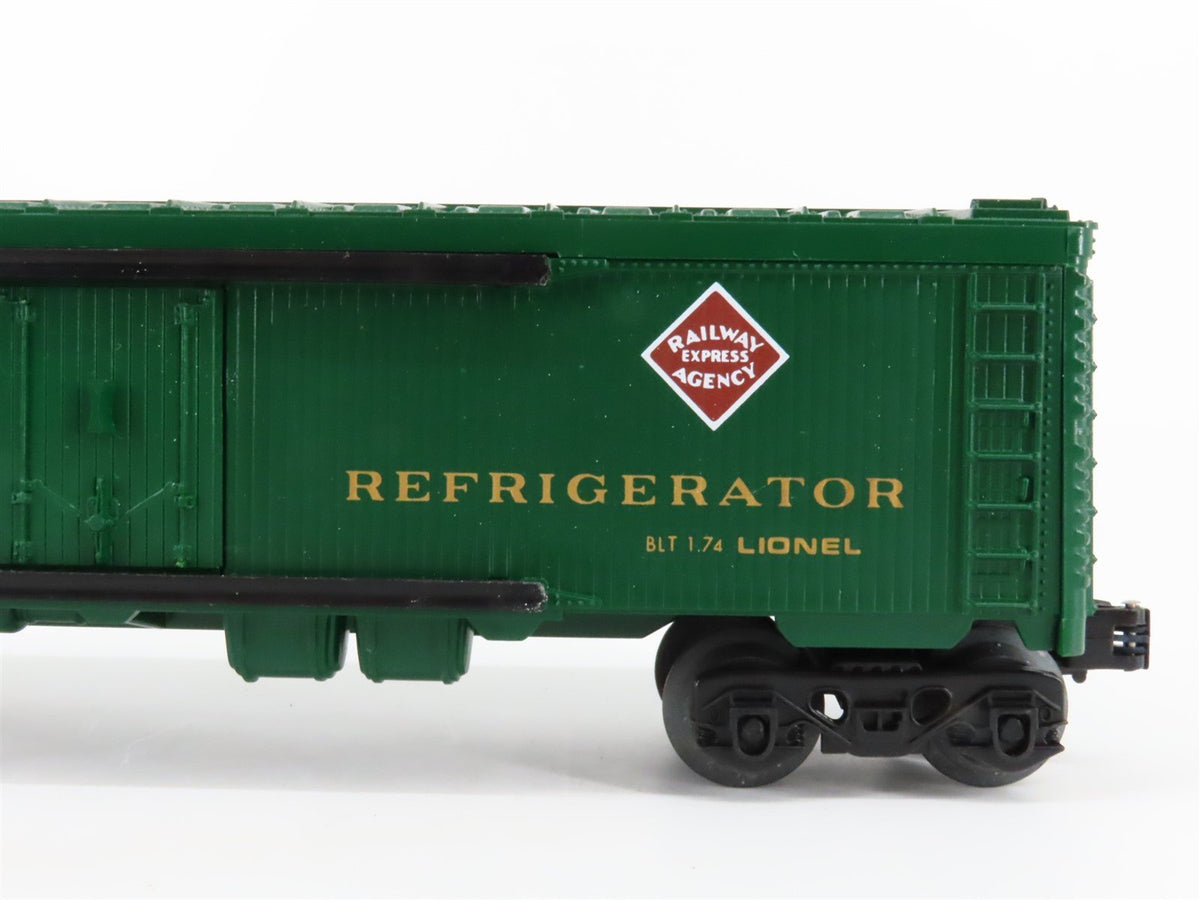 O Gauge 3-Rail Lionel #6-9863 REX REA Railway Express Agency Reefer #9863