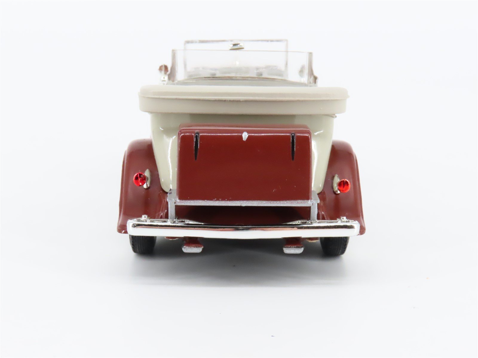 1/32 National Motor Museum 10103 Die-Cast 1932 Cadillac Sport Phaeton Model Car