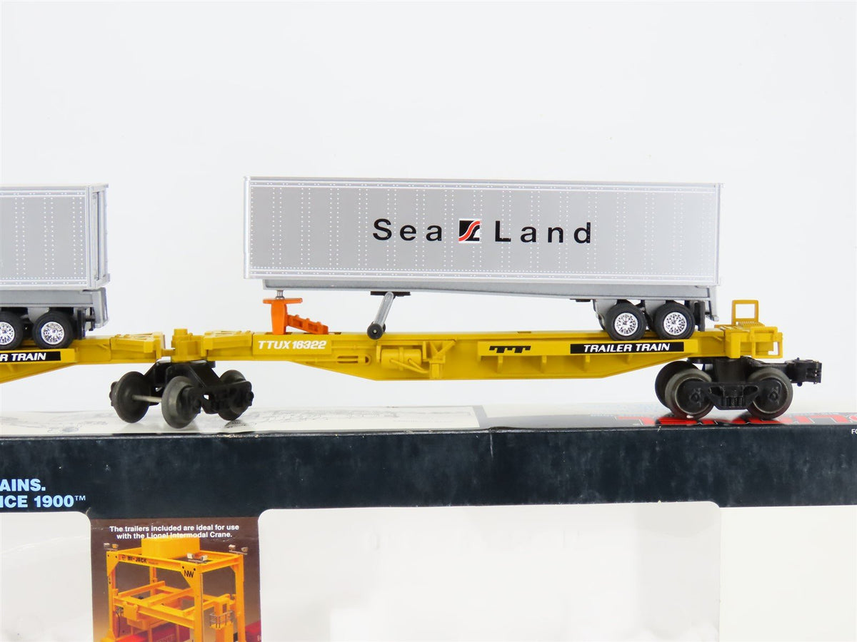 O Gauge 3-Rail Lionel 6-16322 TTUX Sealand Articulated Flat Car 16322 &amp; Trailers