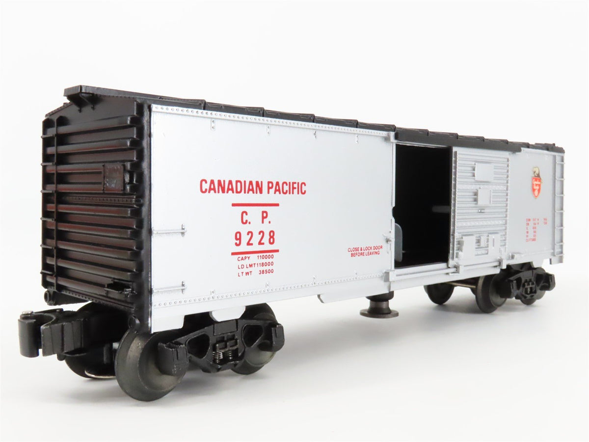 O Gauge 3-Rail Lionel 6-9228 CP Canadian Pacific Operating Box Car #9228