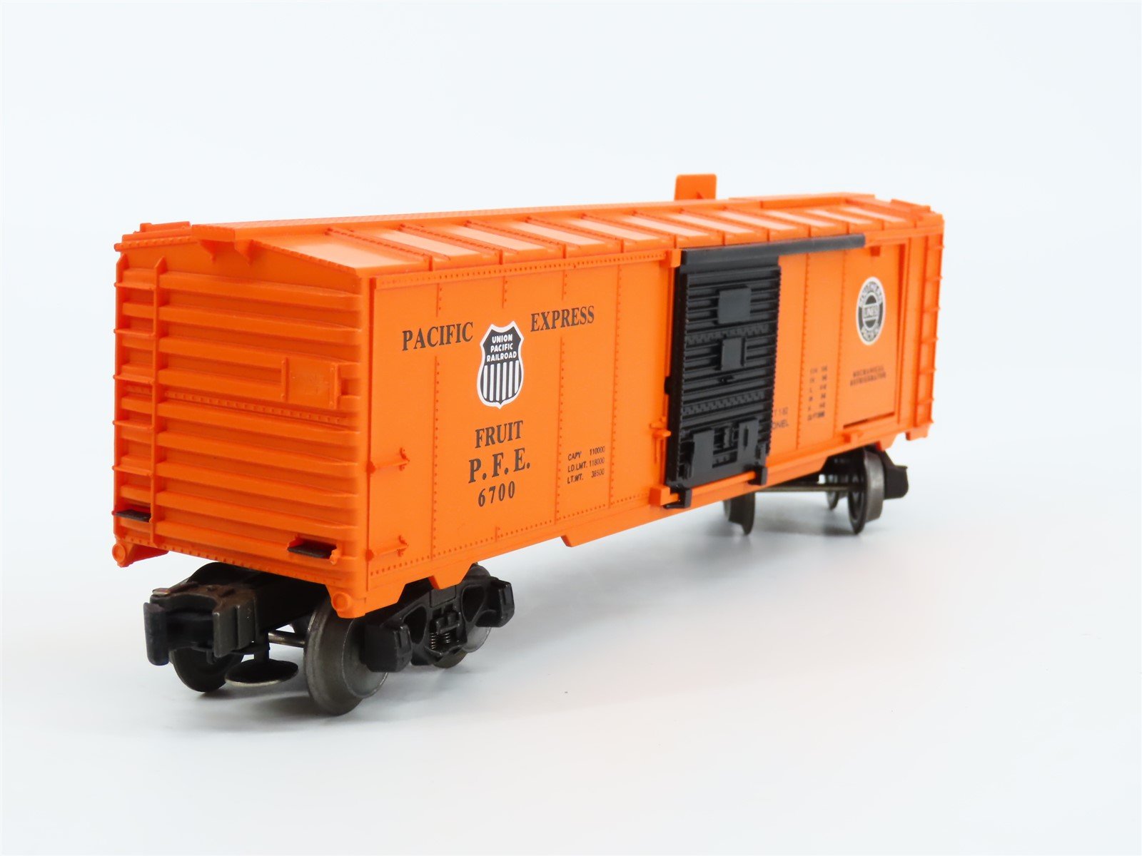 O Scale Lionel 6-2306 Operating Icing Station w/PFE Pacific Fruit Express Reefer