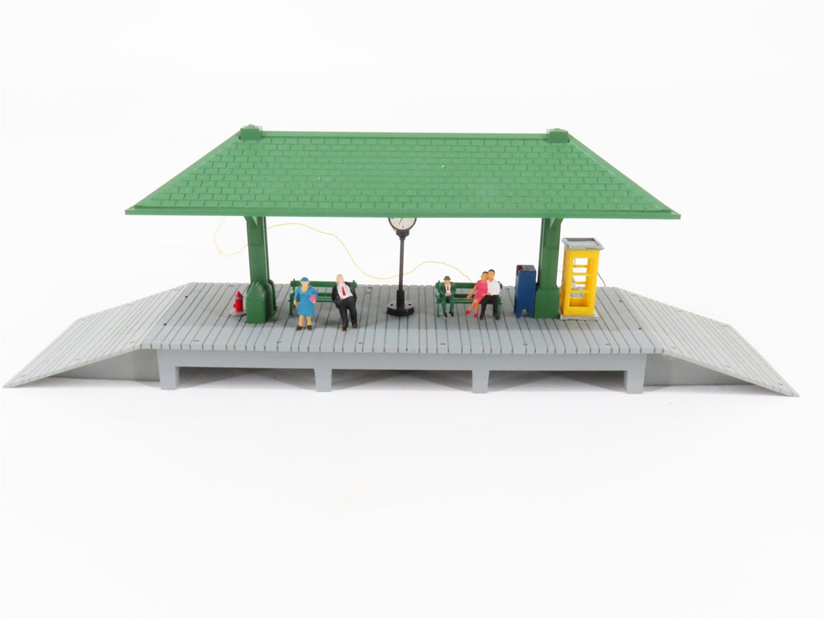 HO Scale Model Power 583 Passenger Station Platform