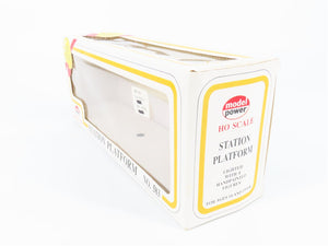 HO Scale Model Power 583 Passenger Station Platform