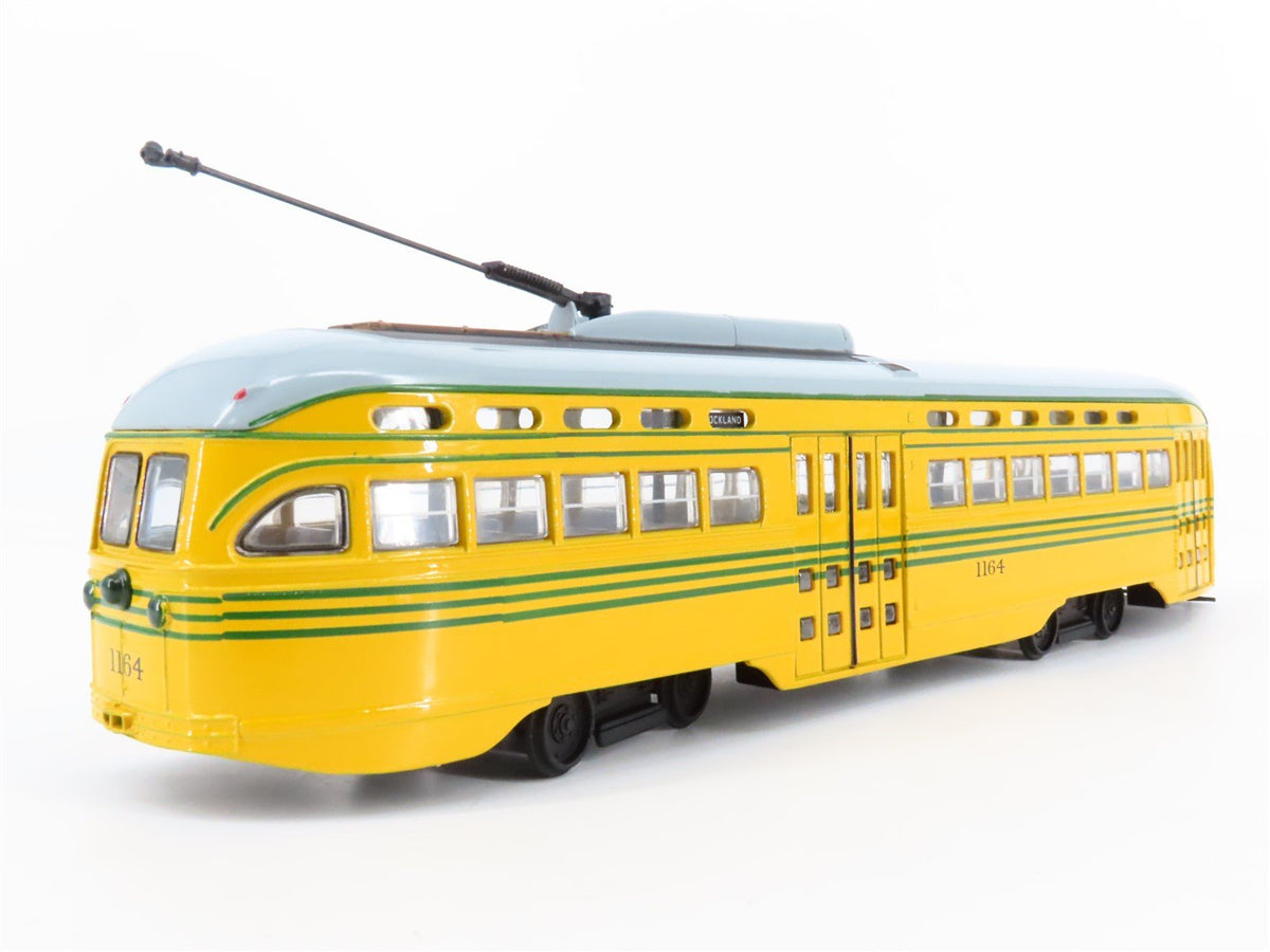 1:50 Scale 2-Rail Corgi 55055 Die-Cast Cincinnati PCC Street Car #1164 Unpowered