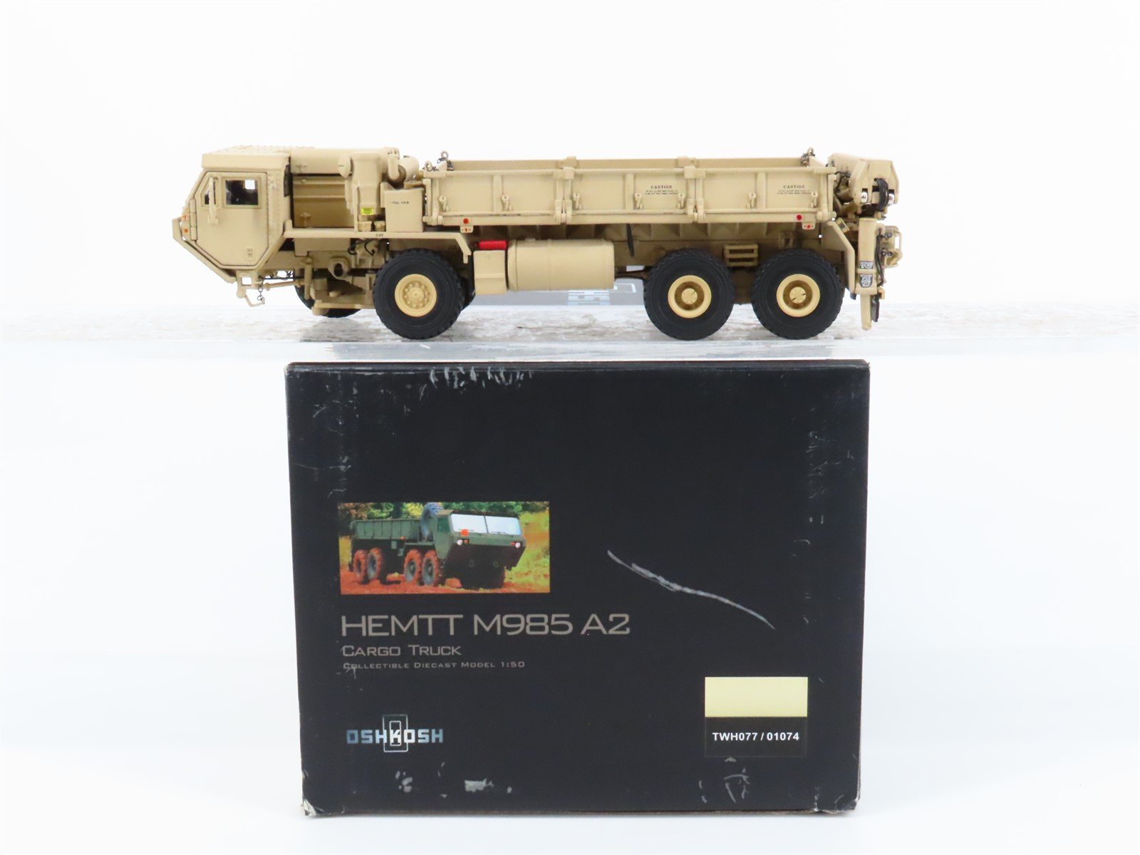 1:50 Scale Oshkosh TWH077/01074 Die-Cast Hemtt M985-A2 Cargo Truck