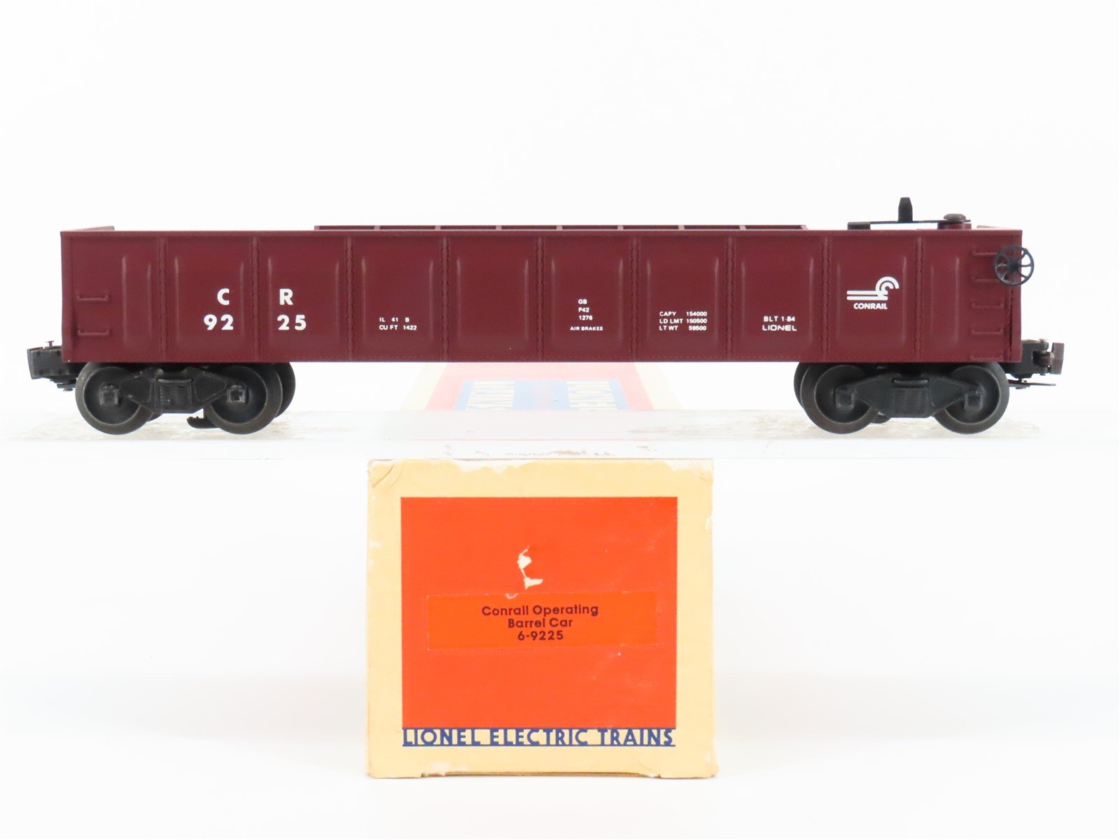 O Gauge 3-Rail Lionel 6-9225 CR Conrail Operating Barrel Car w/ Barrels