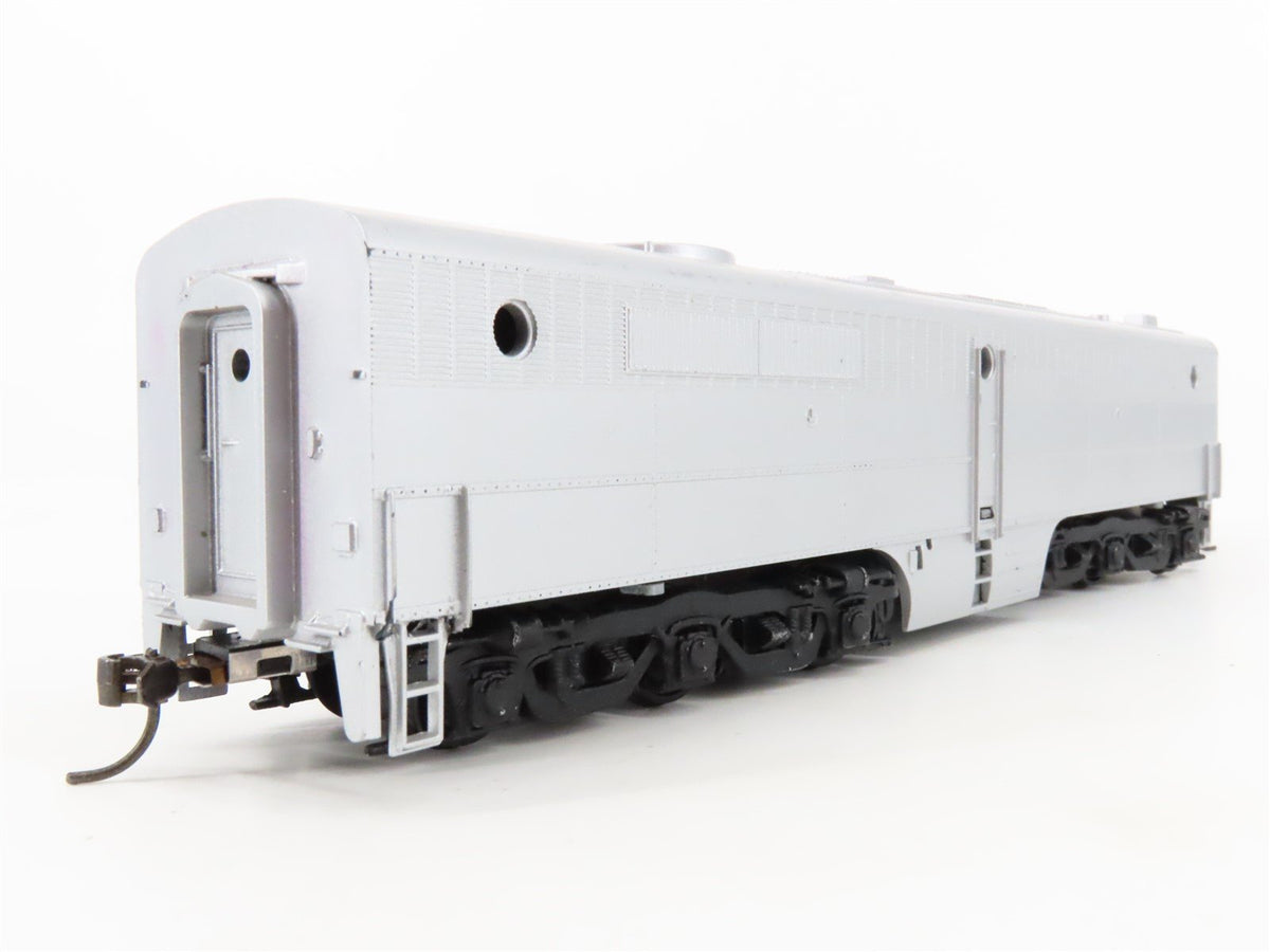 HO Scale Athearn Undecorated Silver PB-1 Diesel Locomotive Unpowered