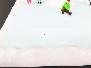 O 1/48 Scale Lionel 6-14219 Animated Ice Rink