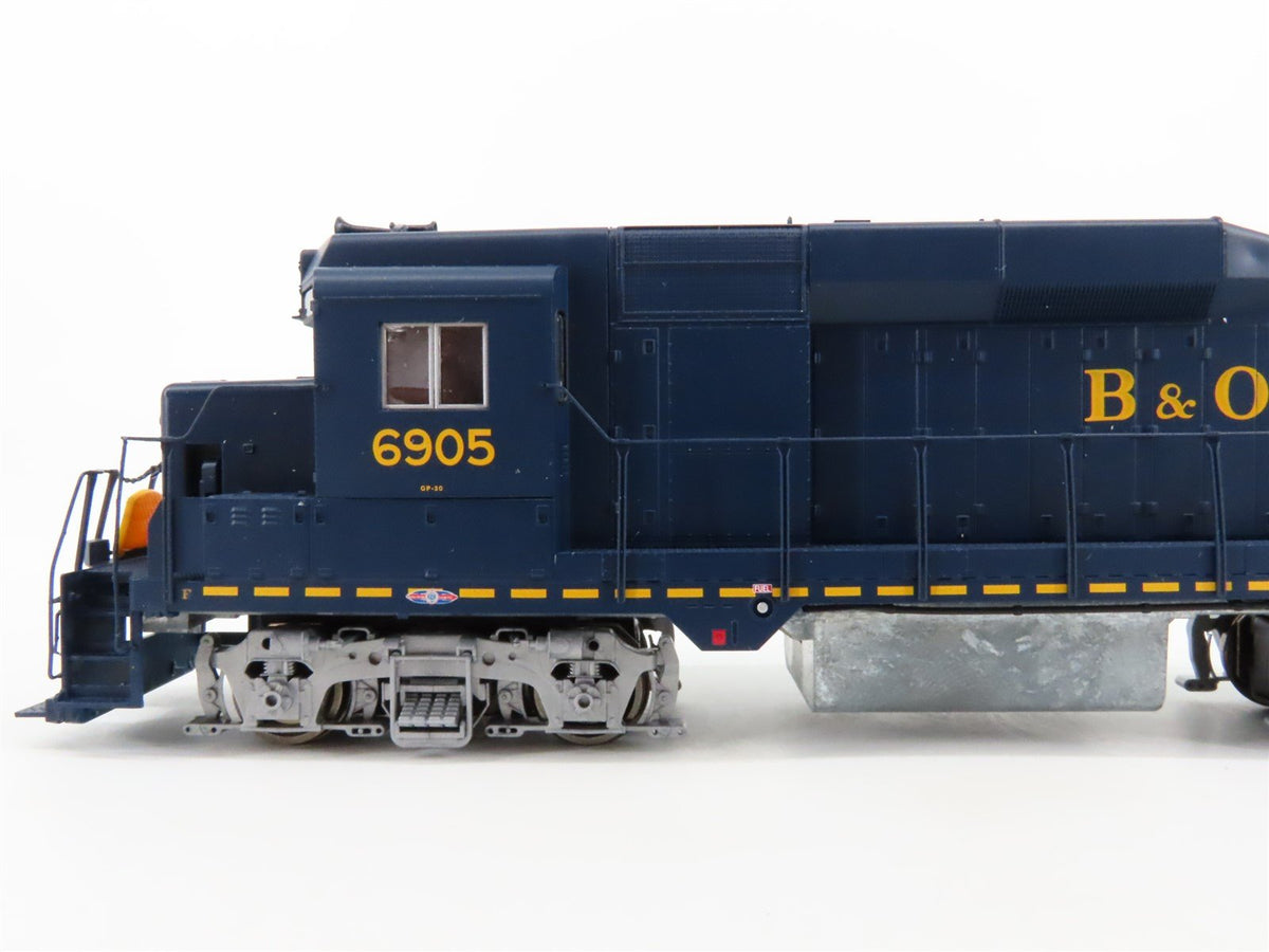 HO Scale Proto 2000 B&amp;O Baltimore &amp; Ohio GP30 Diesel Locomotive #6905 w/DCC