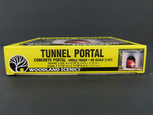 HO 1/87 Scale Woodland Scenics #C1252 Single Track Concrete Tunnel Portal