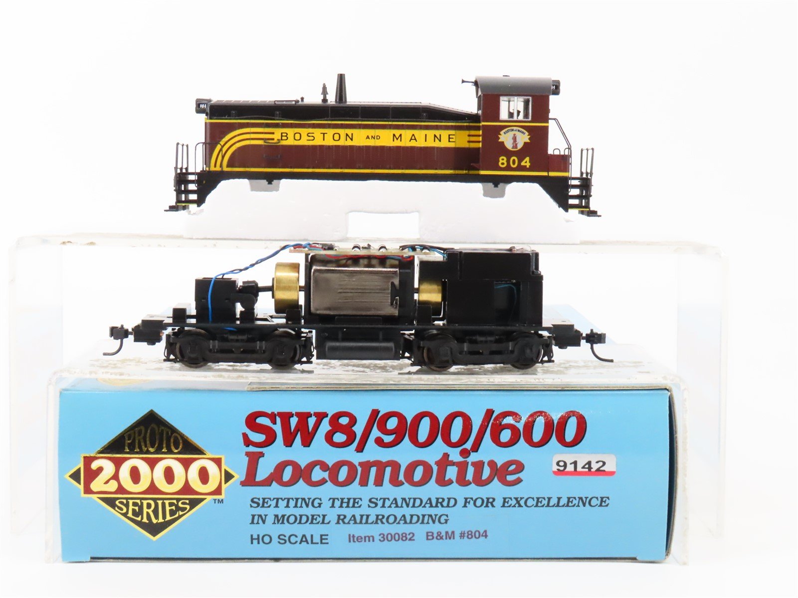 HO Scale Proto 2000 30082 B&M Boston & Maine SW8/9/600 Diesel Locomotive #804