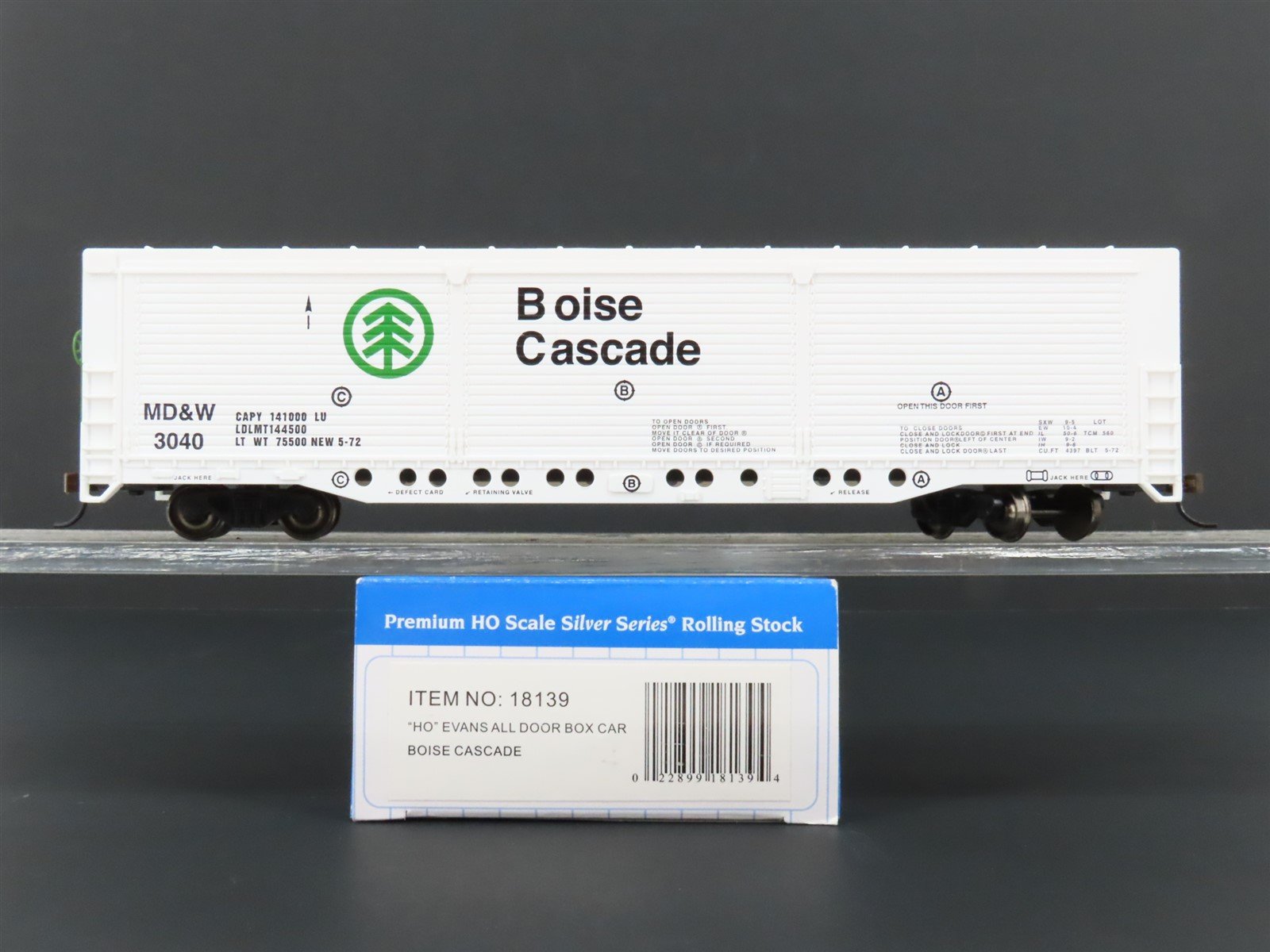 HO Scale Bachmann Silver #18139 MD&W Boise Cascade Evans All Door Box Car #3040