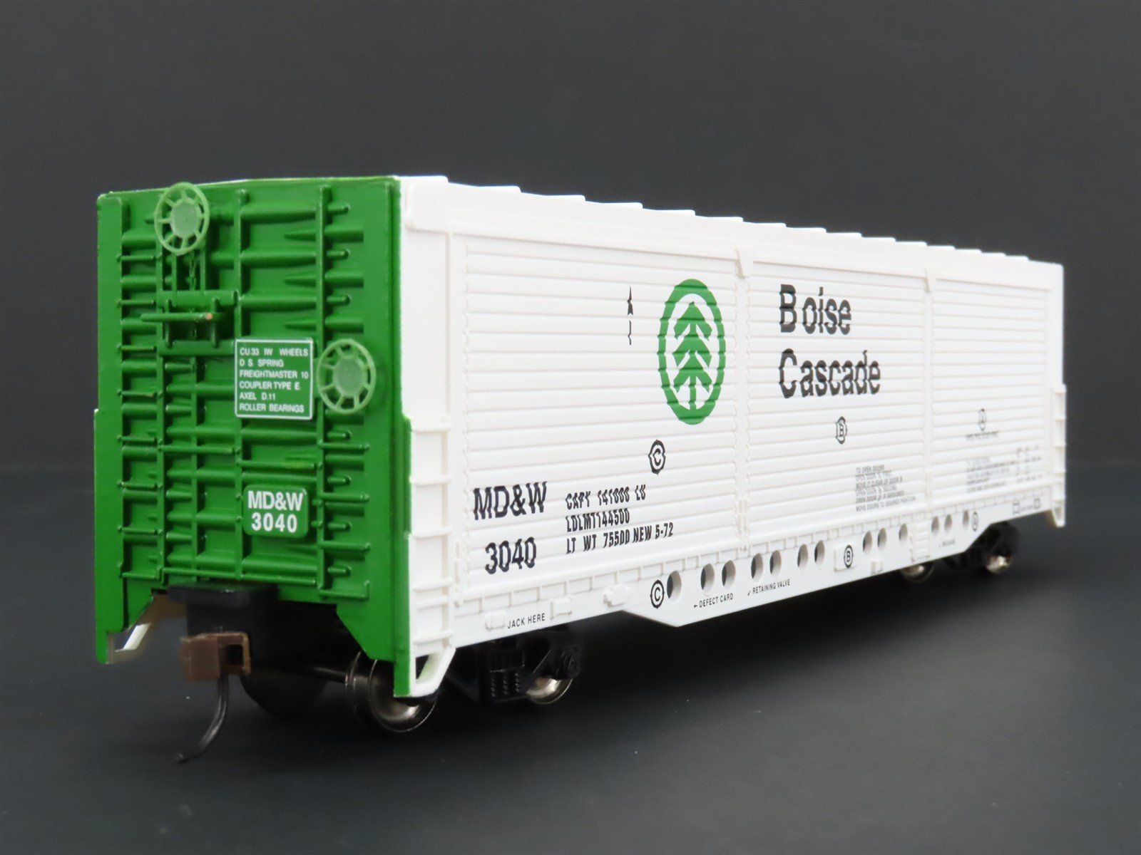 HO Scale Bachmann Silver #18139 MD&W Boise Cascade Evans All Door Box Car #3040