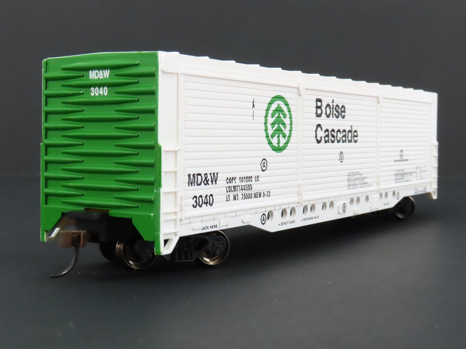HO Scale Bachmann Silver #18139 MD&W Boise Cascade Evans All Door Box Car #3040