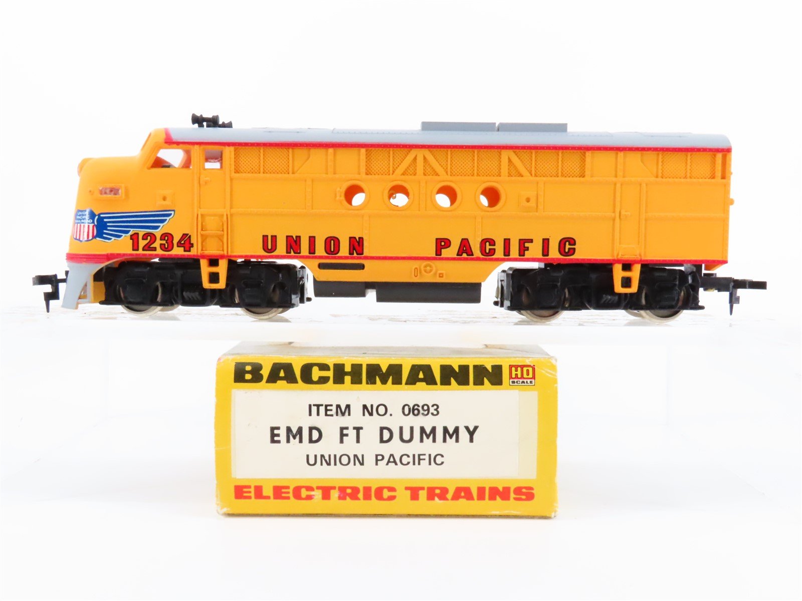 HO Scale Bachmann #0693 UP Union Pacific EMD FT Diesel #1234 - DUMMY