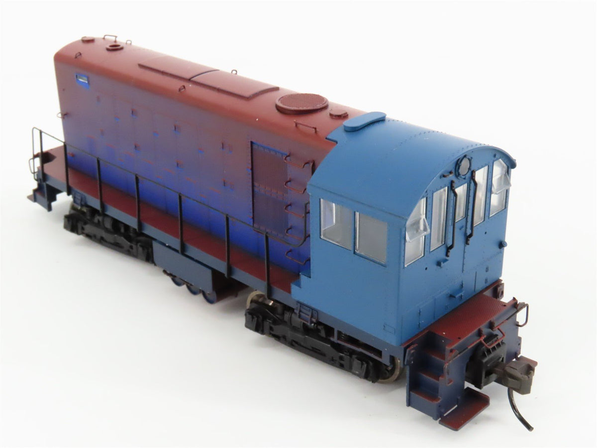 HO Scale Atlas Unlettered HH660 Diesel Switcher Locomotive w/ DCC &amp; Sound