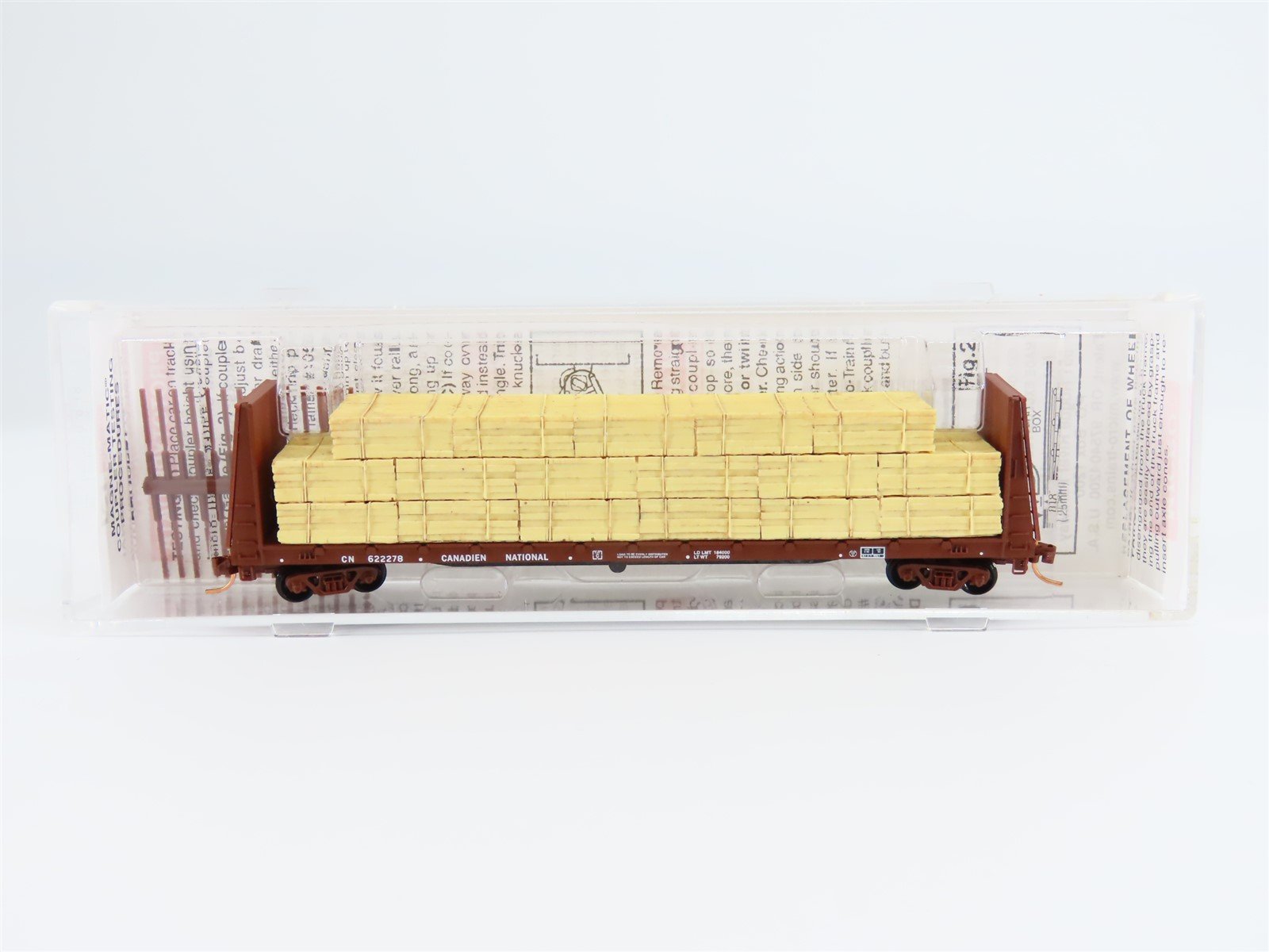 N Micro-Trains MTL 54140 CN Canadian National Bulkhead Flat Car #622278 w/ Load