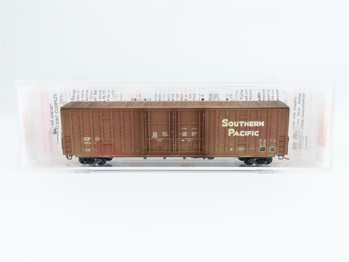 N Micro-Trains MTL 10352100 SP Southern Pacific 60&#39; Box Car #654809 - Weathered