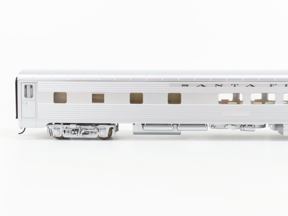 HO Scale Walthers #932-9004 ATSF Super Chief 29-Seat Dormitory-Lounge Passenger