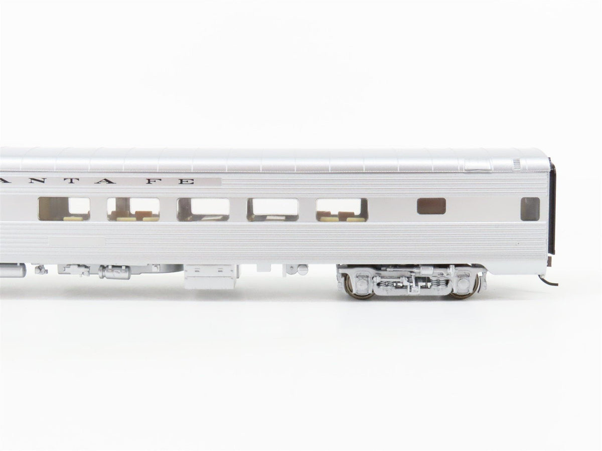 HO Scale Walthers #932-9004 ATSF Super Chief 29-Seat Dormitory-Lounge Passenger