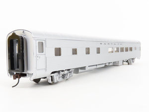 HO Scale Walthers #932-9004 ATSF Super Chief 29-Seat Dormitory-Lounge Passenger