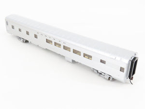 HO Scale Walthers #932-9004 ATSF Super Chief 29-Seat Dormitory-Lounge Passenger