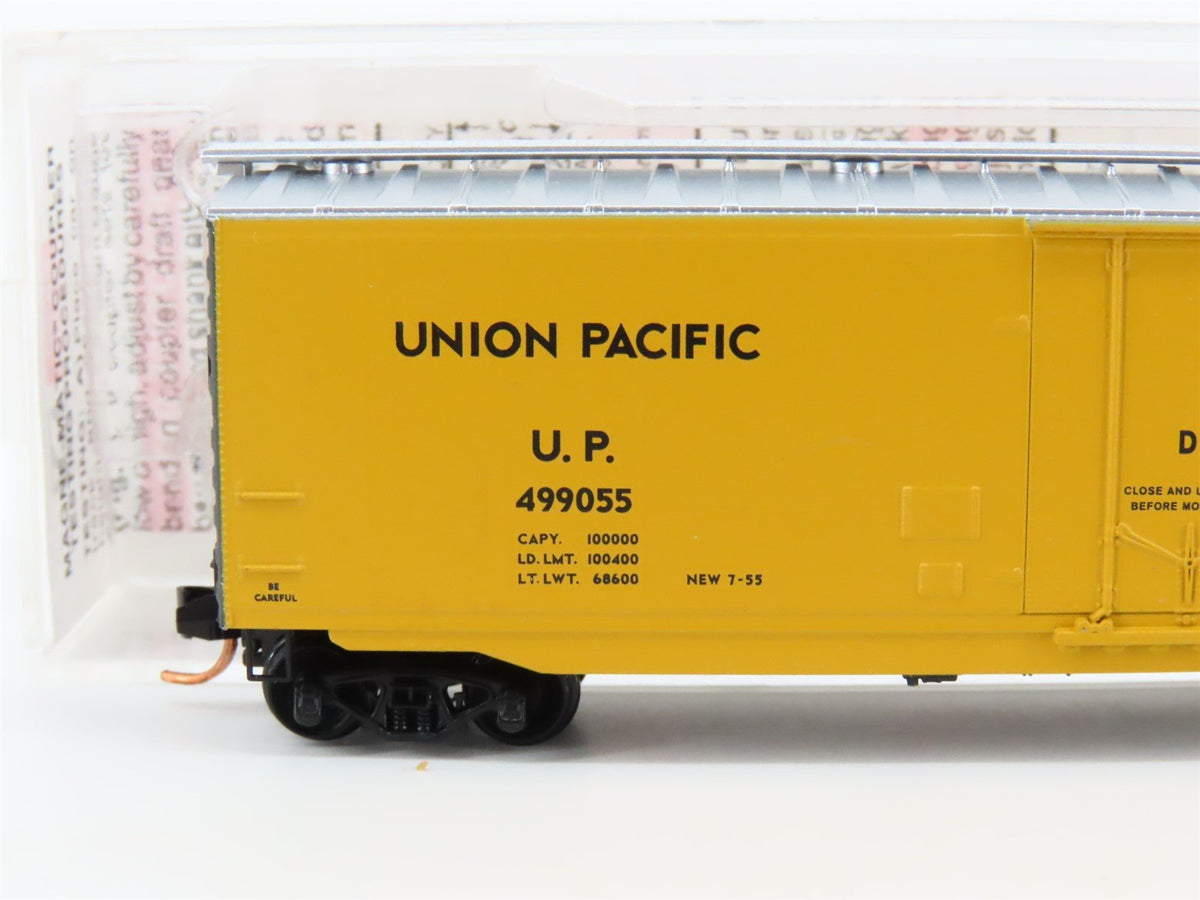 N Scale Micro-Trains MTL 03200390 UP Union Pacific 50&#39; Plug Door Boxcar #499055