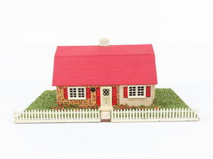 HO Scale Ideal Models #B-250 Ready Built Dutch Colonial House - Illuminated