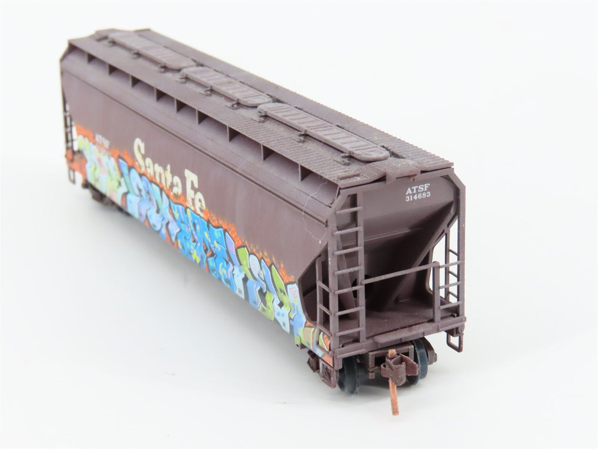 N Scale Micro-Trains MTL 09444100 ATSF Railway 3 Bay Hopper Car 314683 Weathered