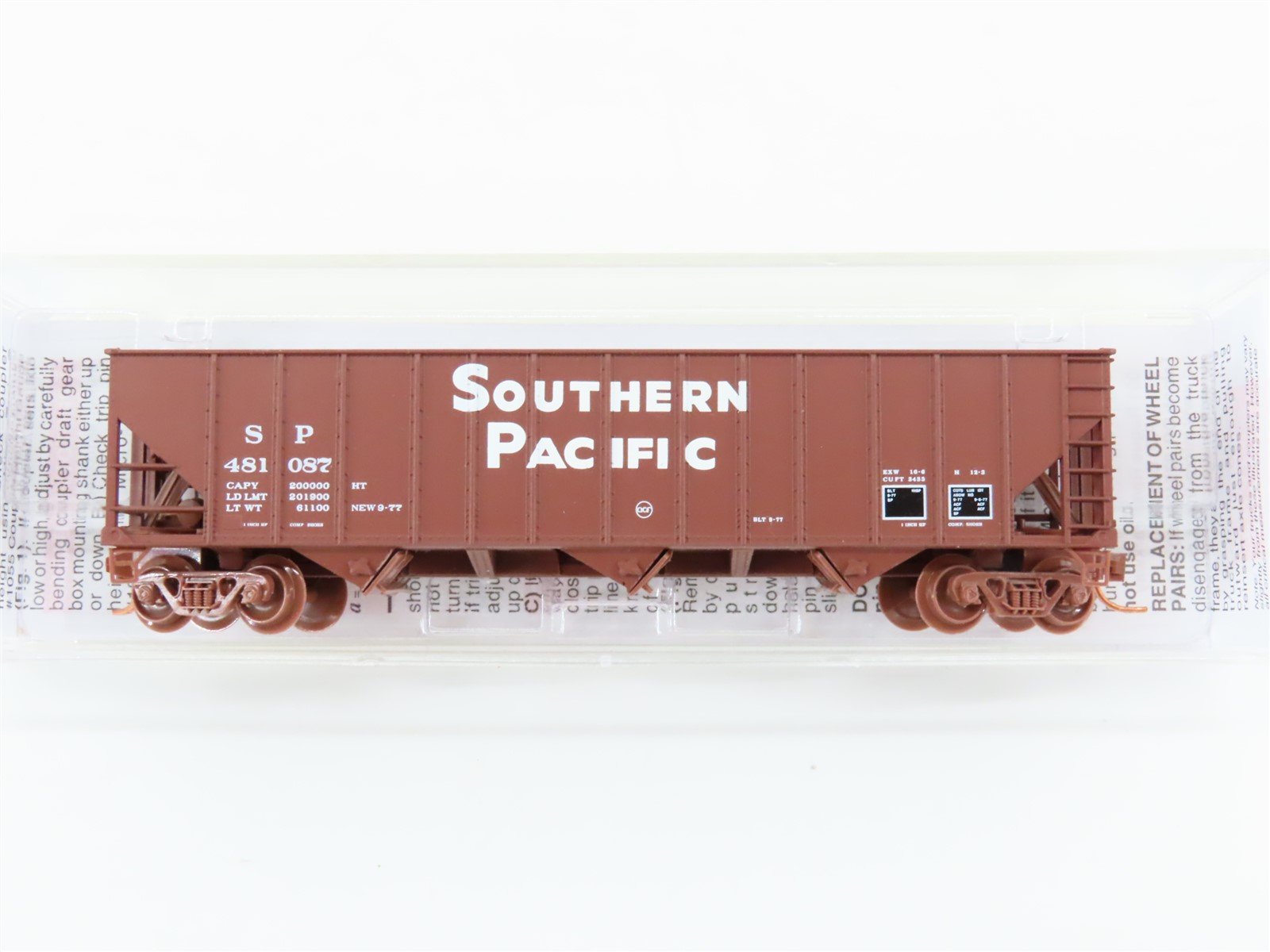 N Scale Micro-Trains MTL 10800181 SP Southern Pacific 3-Bay Open Hopper #481087