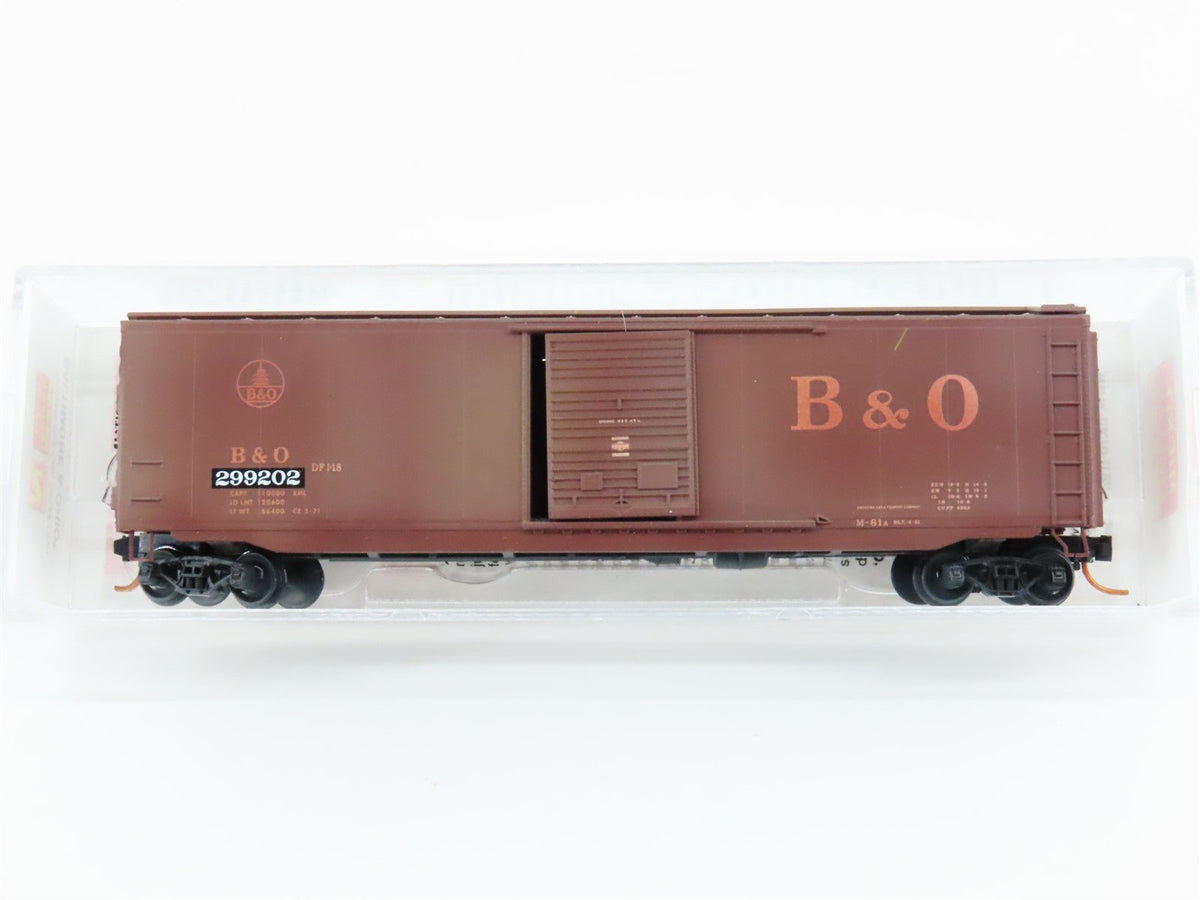 N Micro-Trains MTL 03144390 B&amp;O Baltimore &amp; Ohio 50&#39; Box Car #299202 - Weathered