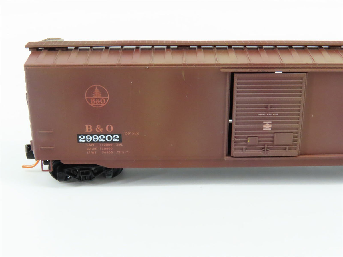 N Micro-Trains MTL 03144390 B&amp;O Baltimore &amp; Ohio 50&#39; Box Car #299202 - Weathered