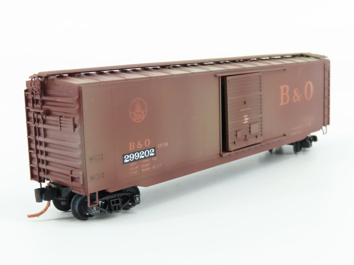 N Micro-Trains MTL 03144390 B&amp;O Baltimore &amp; Ohio 50&#39; Box Car #299202 - Weathered