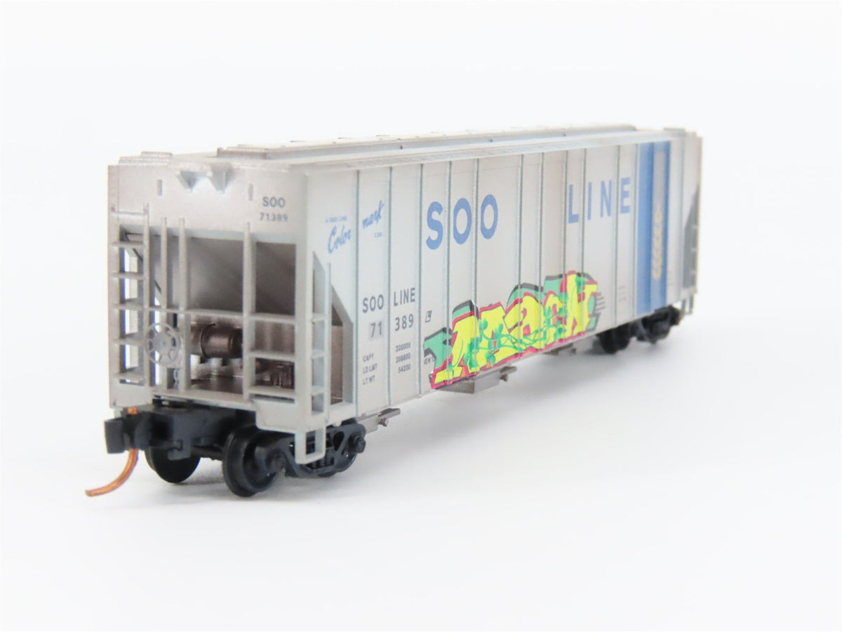 N Micro-Trains MTL #09944110 SOO Line 3-Bay Hopper #71389 - Weathered &amp; Graffiti