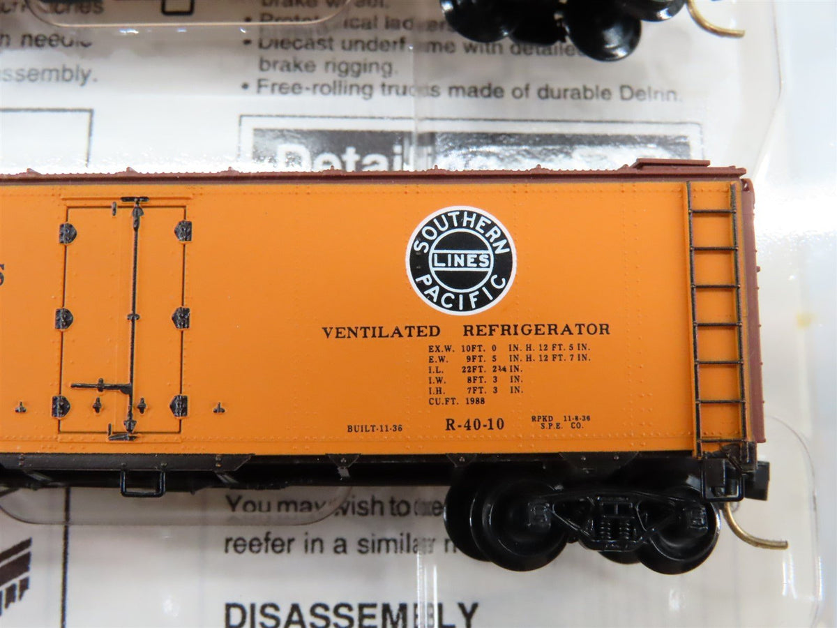 N Micro-Trains MTL 59012 PFE Pacific Fruit Express 40&#39; Steel Reefers 3-Car Set