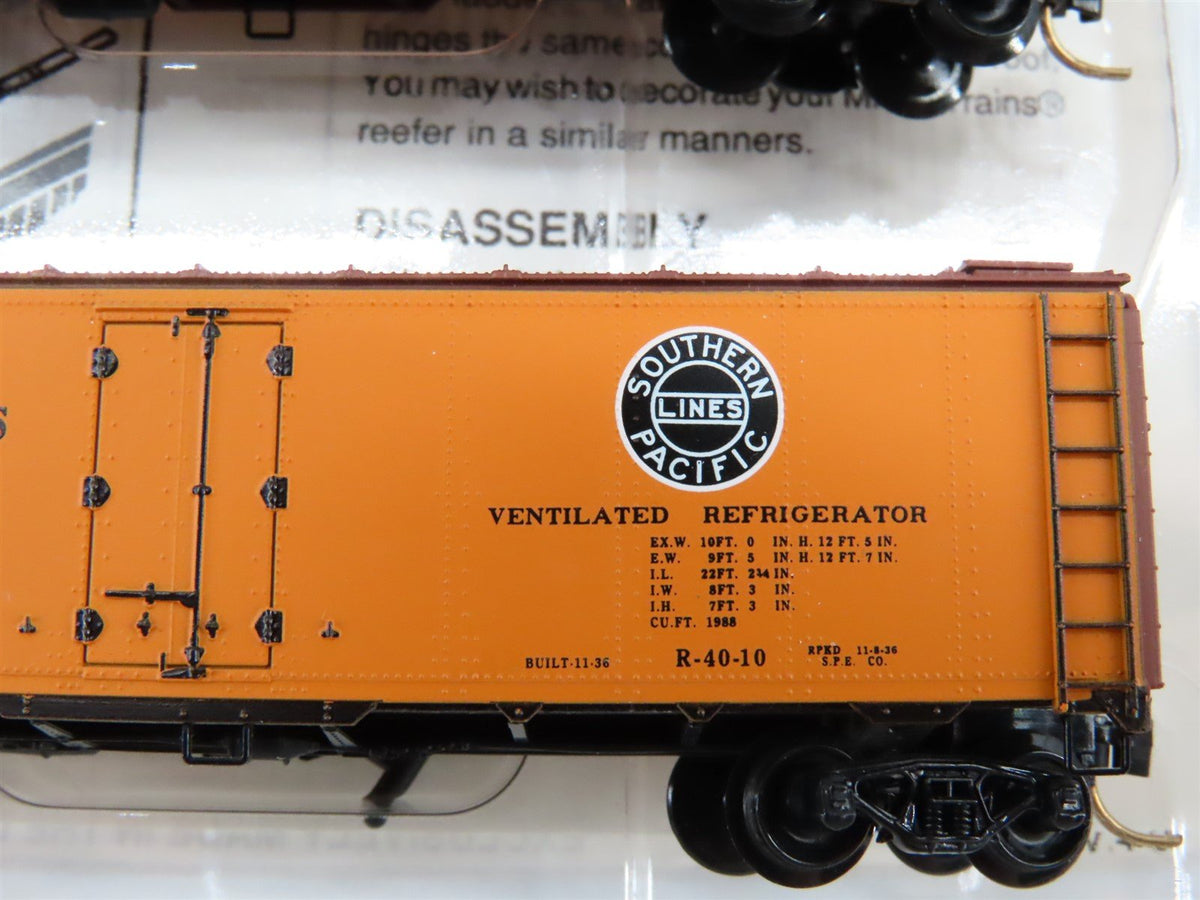 N Micro-Trains MTL 59012 PFE Pacific Fruit Express 40&#39; Steel Reefers 3-Car Set